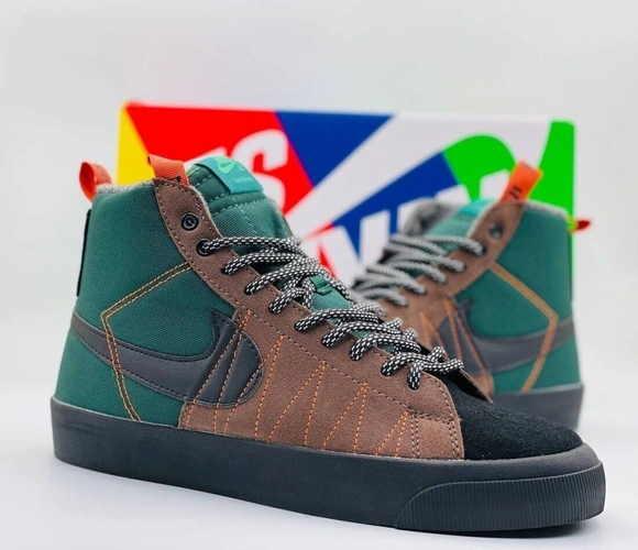 Кроссовки Nike SB Zoom Blazer Mid Multicolor