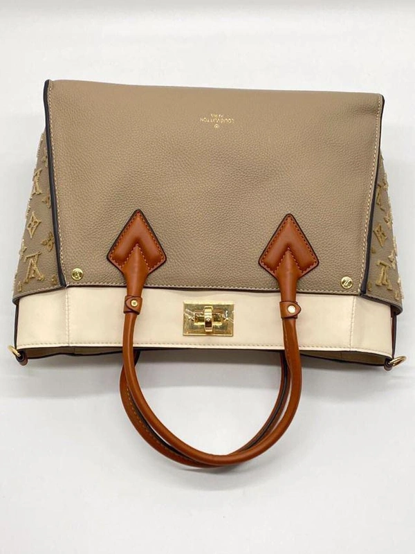 Женская сумка Louis Vuitton 31×27 бежевая фото-5