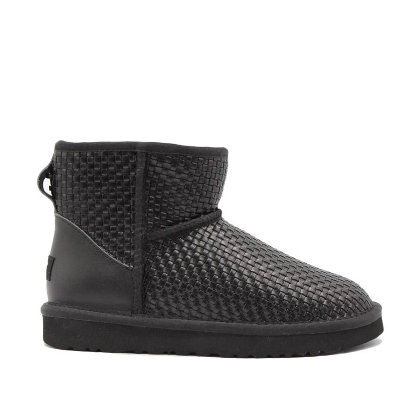 Угги женские ботинки UGG Mini Classic Wover Bottega Black