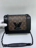 Женская кожаная сумка Louis Vuitton каштановая 23/17 коллекция 2021-2022 фото-1