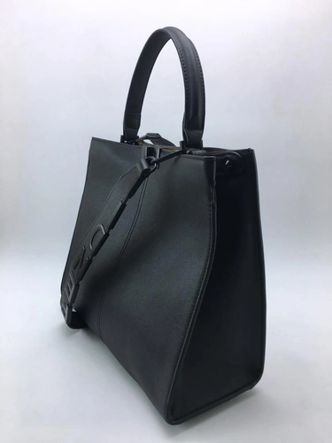 Женская сумка Fendi 32×28 черная A51175 фото-6