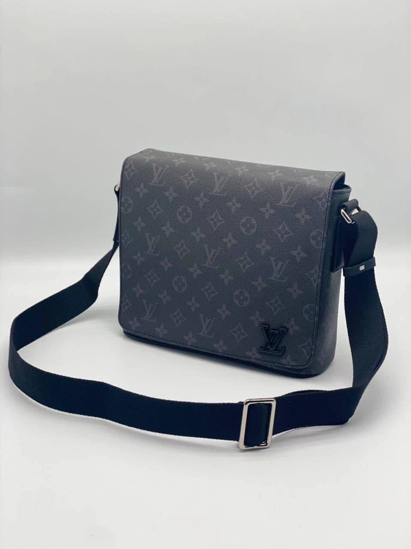 Мужская сумка Louis Vuitton черная 25/21 коллекция 2021-2022 A66280