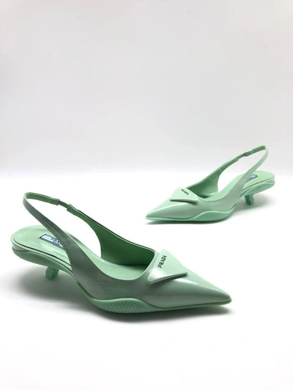 Туфли-лодочки Prada Soft Padded Leather Slingback Mint