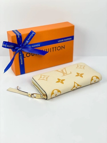 Кошелёк женский Louis Vuitton Zippy белый из тиснёной мягкой кожи Monogram Empreinte премиум-люкс 19/10/2,5 см фото-2