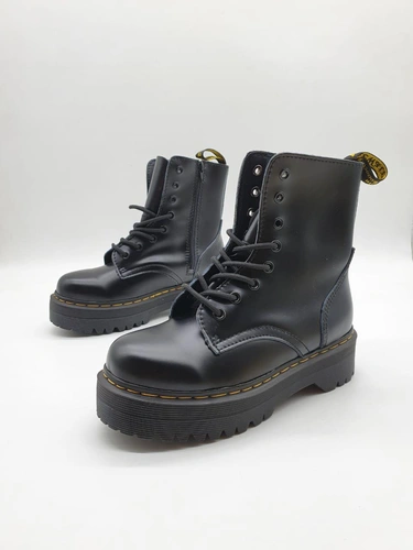 Ботинки женские Dr.Martens 1460 Jadon Re 2020 на платформе черные с желтыми шнурками