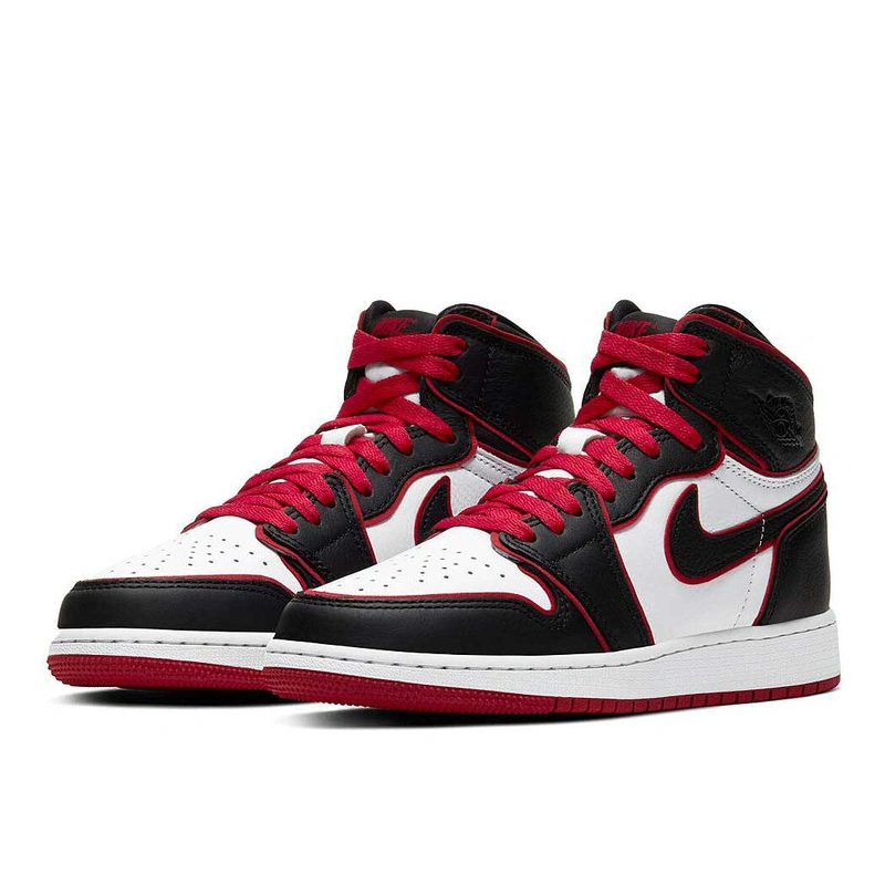 Кроссовки Nike Air Jordan 1 Retro High OG Bloodline бело-чёрные фото-2