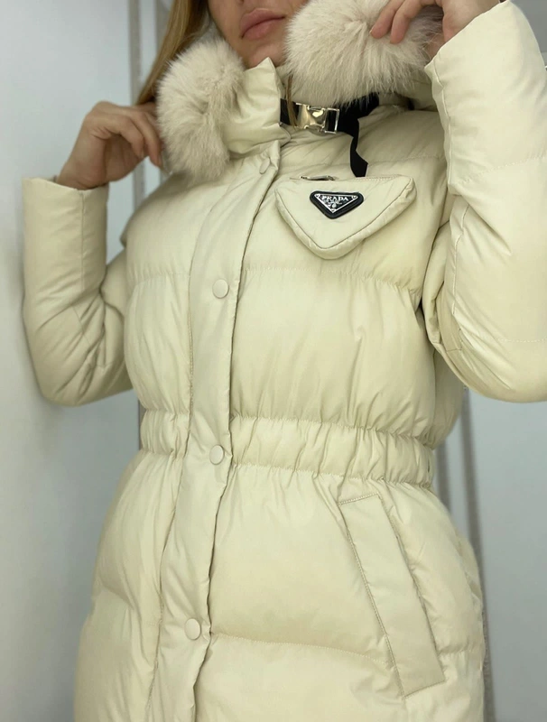 Куртка Prada белая модель-27 фото-2
