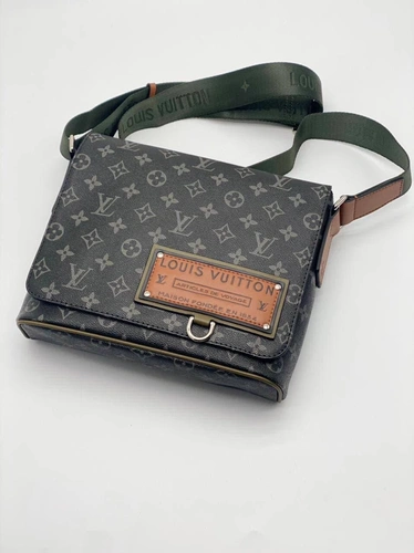 Мужская сумка Louis Vuitton черная 25/21 коллекция 2021-2022 A66291 фото-6