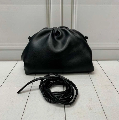 Сумка Bottega Veneta The Pouch Medium Bulb Black