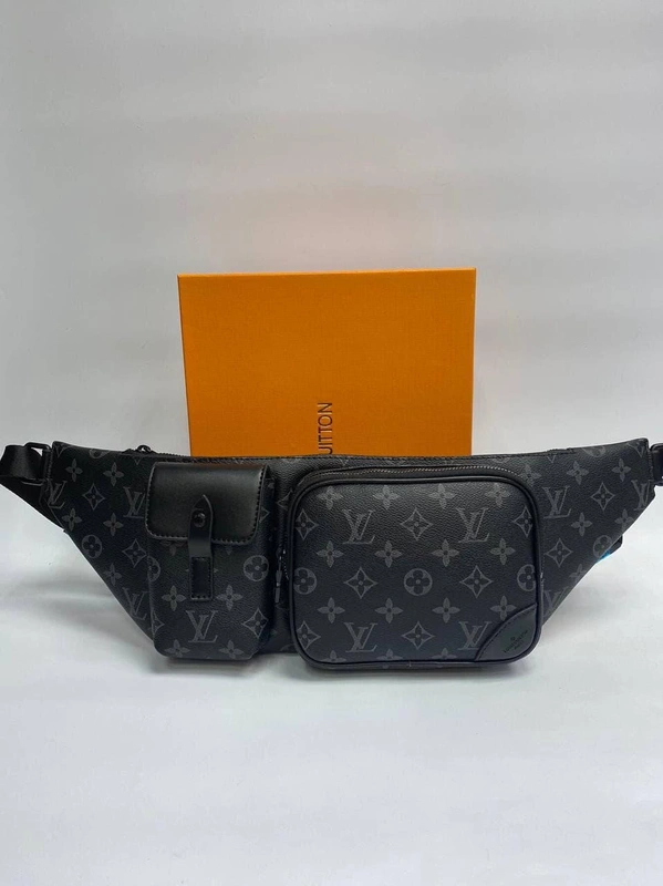 Поясная сумка Louis Vuitton Christopher из канвы Monogram черная 50/16/3