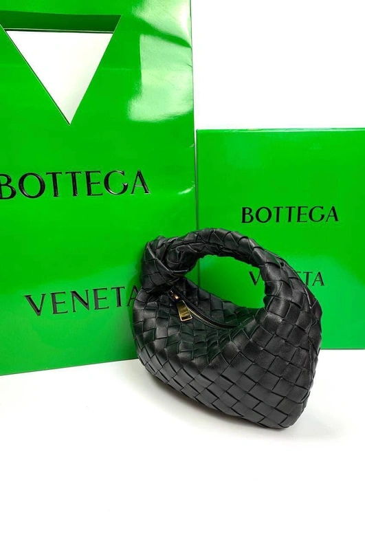 Женская кожаная сумка-тоут The Mini Jodie Bottega Veneta чёрная 24/14/5 см премиум-люкс качество фото-5