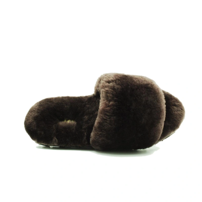 Угги тапочки женские UGG Fluff Slide Slippers Chocolate фото-4