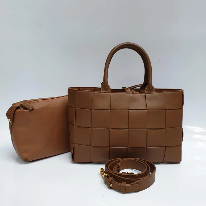 Сумка-тоут Bottega Veneta Arco Tote Brown