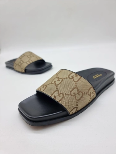 Шлёпанцы мужские Gucci A109905 бежевые