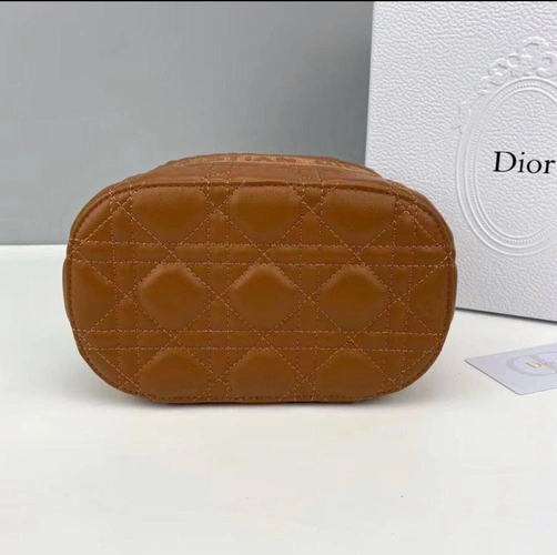Женская кожаная сумка-косметичка Dior Travel коричневая 22/16 фото-7