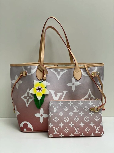 Женская сумка-тоут Louis Vuitton серая с фирменным рисунком 32/28/15 см