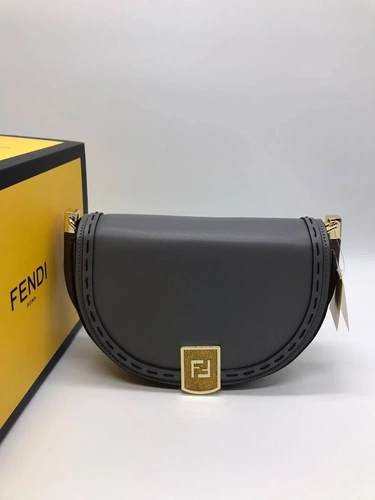 Женская кожаная сумка Fendi серая 25/17/8