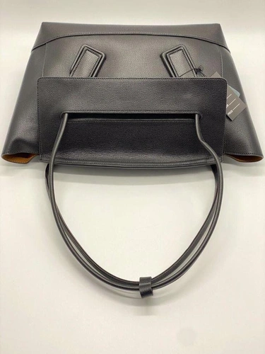 Женская кожаная сумка Bottega Veneta Medium Arco 33×24 черная фото-2