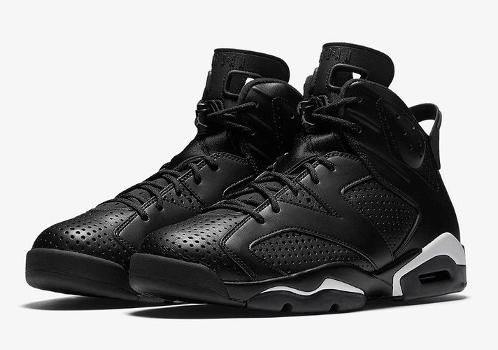 Кроссовки Nike Air Jordan 6 Retro Men Black/White фото-3