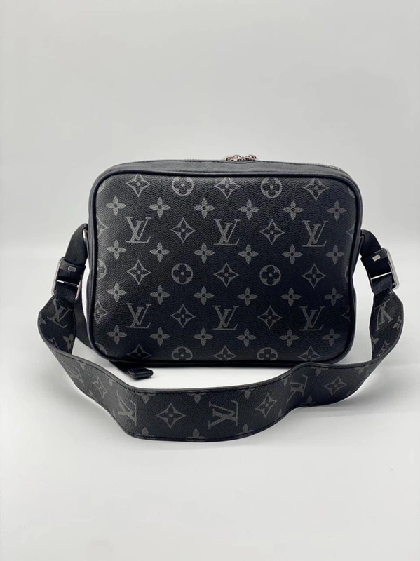 Мужская сумка Louis Vuitton Outdoor черная 24/17 коллекция 2021-2022 фото-8