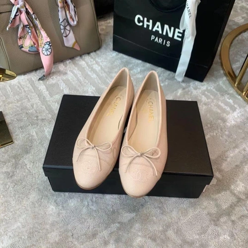 Туфли-балетки Chanel белые из зернистой кожи коллекция 2021-2022 фото-4