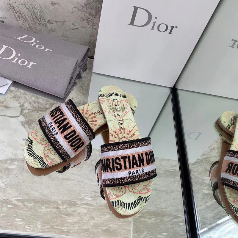 Шлёпанцы женские Christian Dior разноцветные премиум-люкс коллекция 2021-2022 A73264 фото-6