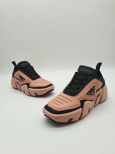 Женские кожаные кроссовки Prada черно-розовые коллекция 2021-2022 фото-2