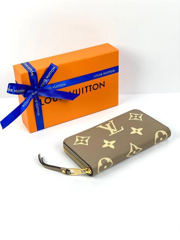 Кошелёк женский Louis Vuitton Zippy бежевый из тиснёной мягкой кожи Monogram Empreinte премиум-люкс 19/10/2,5 см фото-2