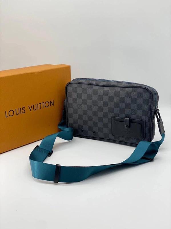 Мужская сумка Louis Vuitton черная 26/17 коллекция 2021-2022 фото-4