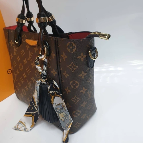 Женская кожаная сумка Louis Vuitton каштановая 28/24/16 A65488 фото-3