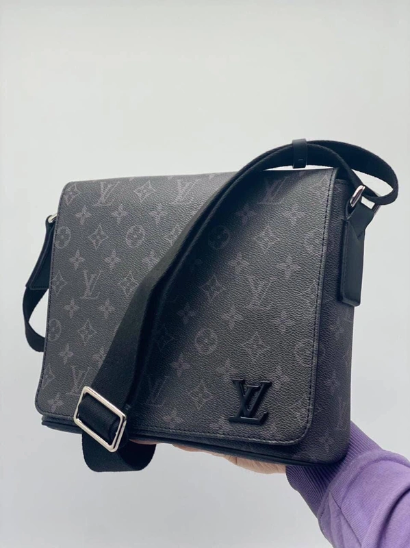 Мужская сумка Louis Vuitton черная 25/21 коллекция 2021-2022 A66280 фото-6