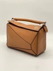 Женская кожаная сумка Loewe каштановая фото-1