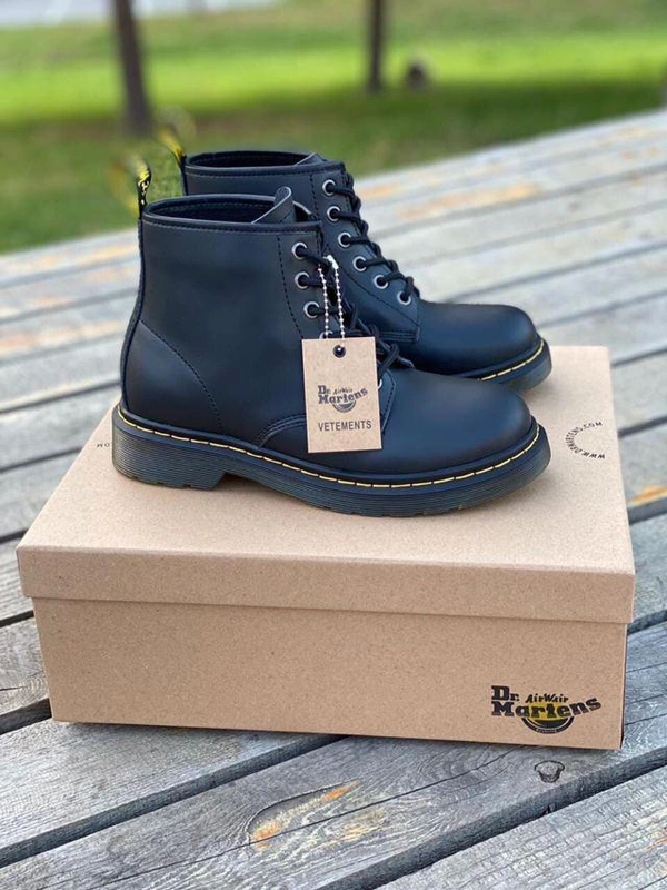 Ботинки женские Dr Martens черные A54682 фото-5