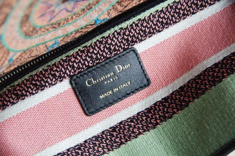 Женская сумка Dior разноцветная 24/24 см премиум-люкс коллекция 2021-2022 фото-7