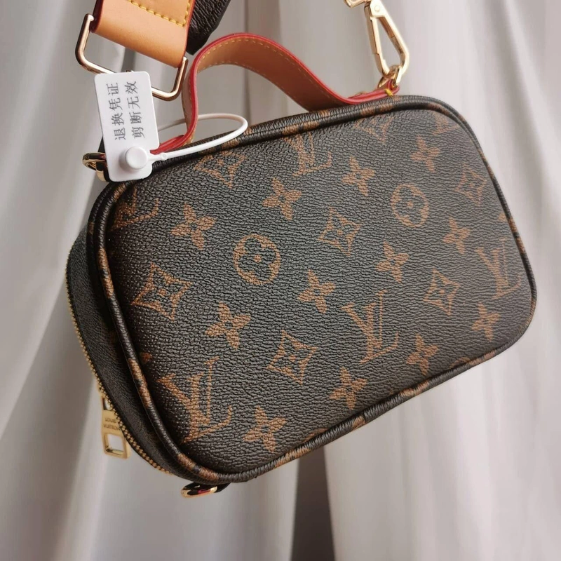 Женская сумка Louis Vuitton коричневая 20/13 коллекция 2021-2022 фото-3